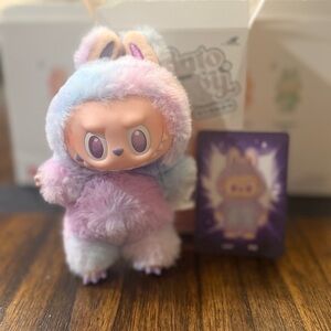 Popmart Monsters Labubu Big Into Energy